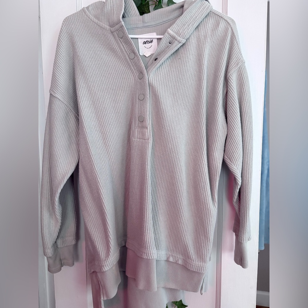 Aerie Sage Green Ribbed Button-Up Top
